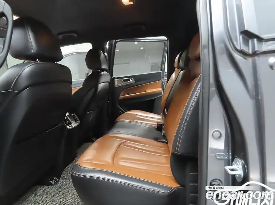 SsangYong Rexton 2019 2.2 автомат (гидро), фото 16