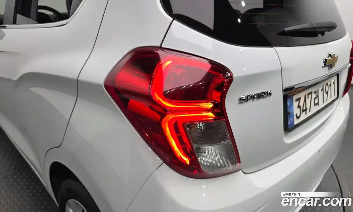 Chevrolet Spark 2016 1.0 гидро, фото 9