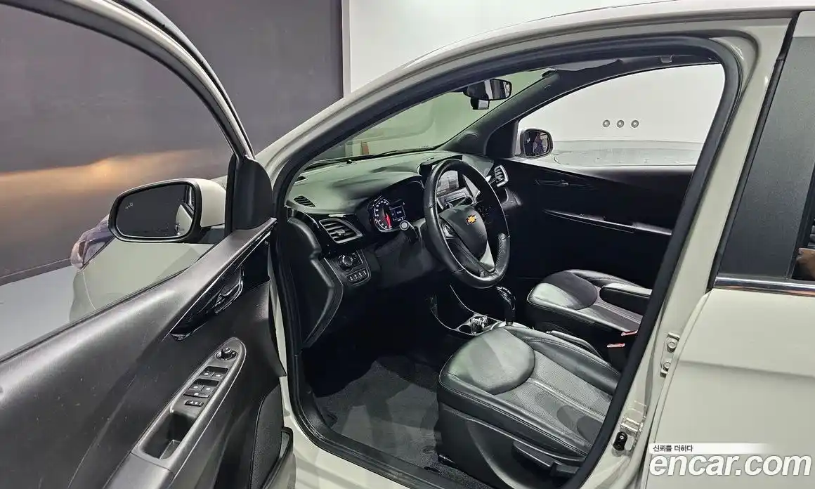 Chevrolet Spark 2019 1.0 автомат (гидро), фото 13