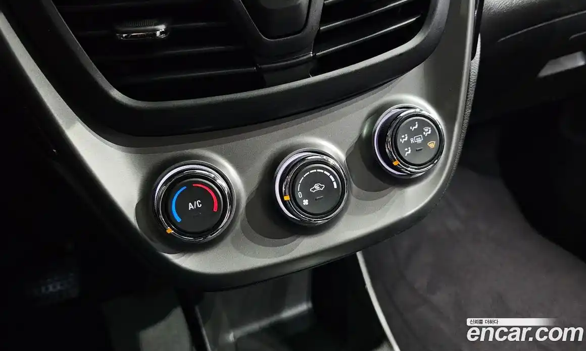 Chevrolet Spark 2019 1.0 автомат (гидро), фото 30
