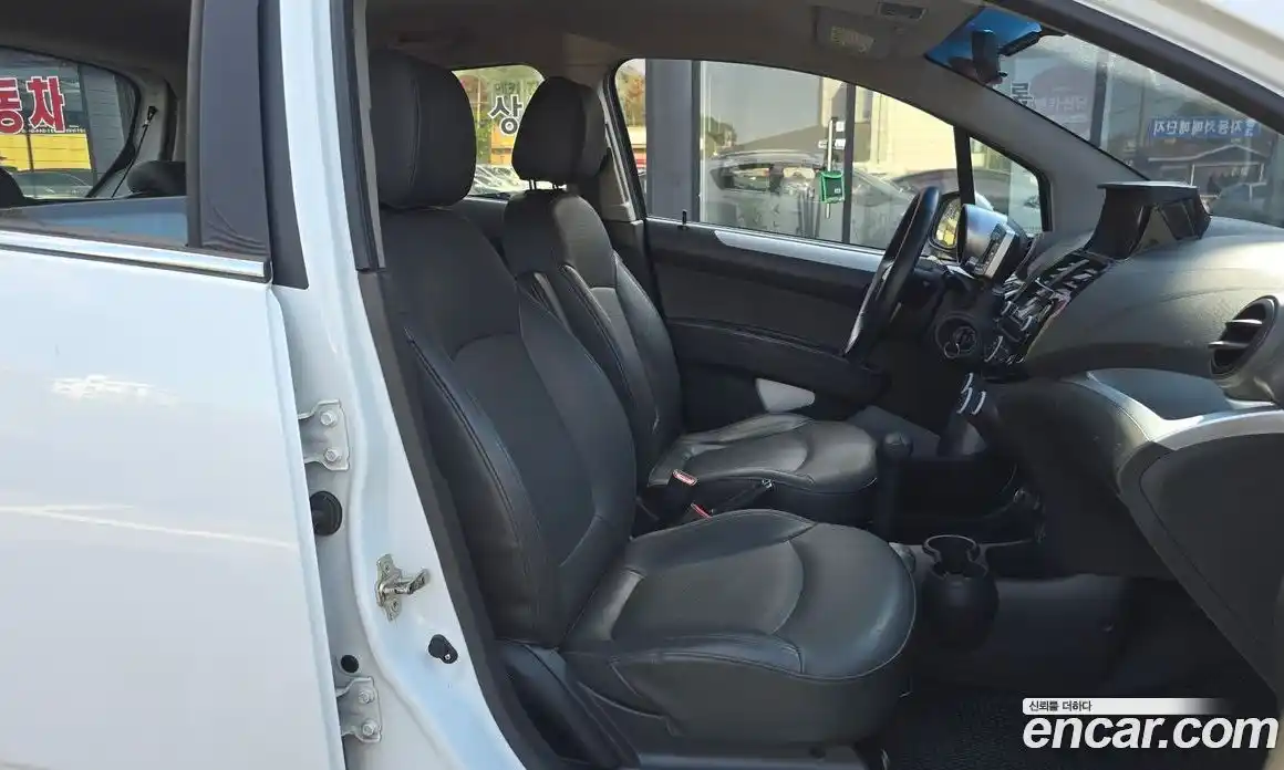 Chevrolet Spark 2013 1.0 автомат (гидро), фото 17