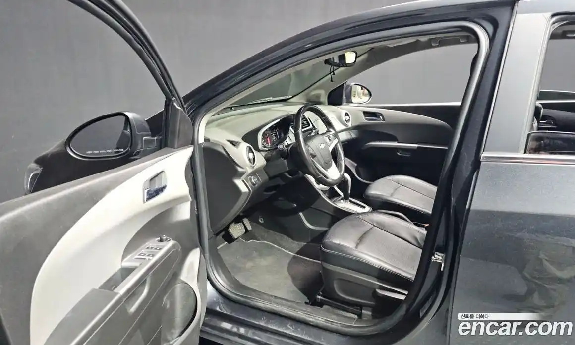 Chevrolet Aveo 2017 1.4 гидро, фото 13