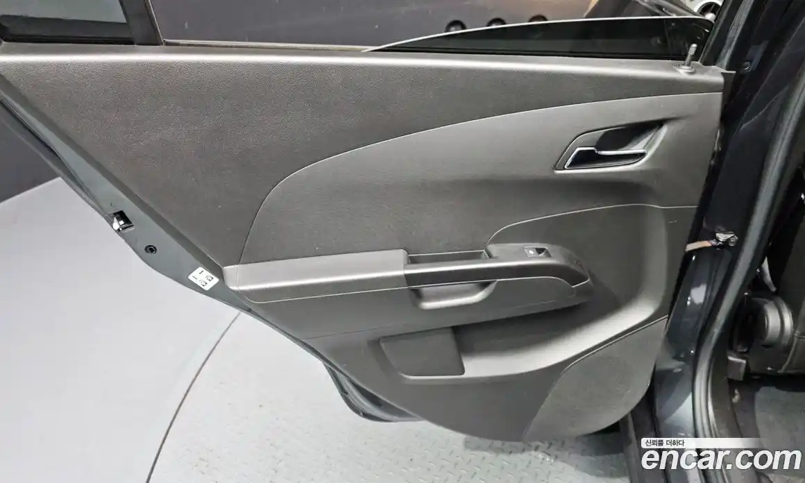 Chevrolet Aveo 2017 1.4 гидро, фото 15