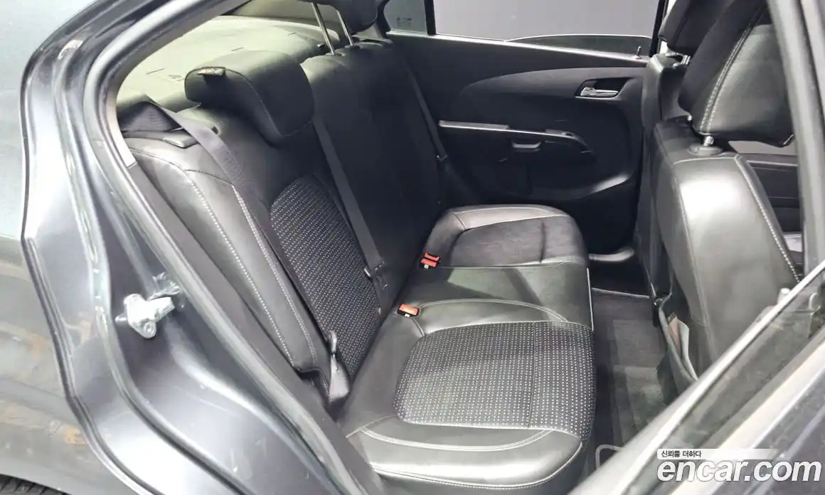 Chevrolet Aveo 2017 1.4 гидро, фото 18