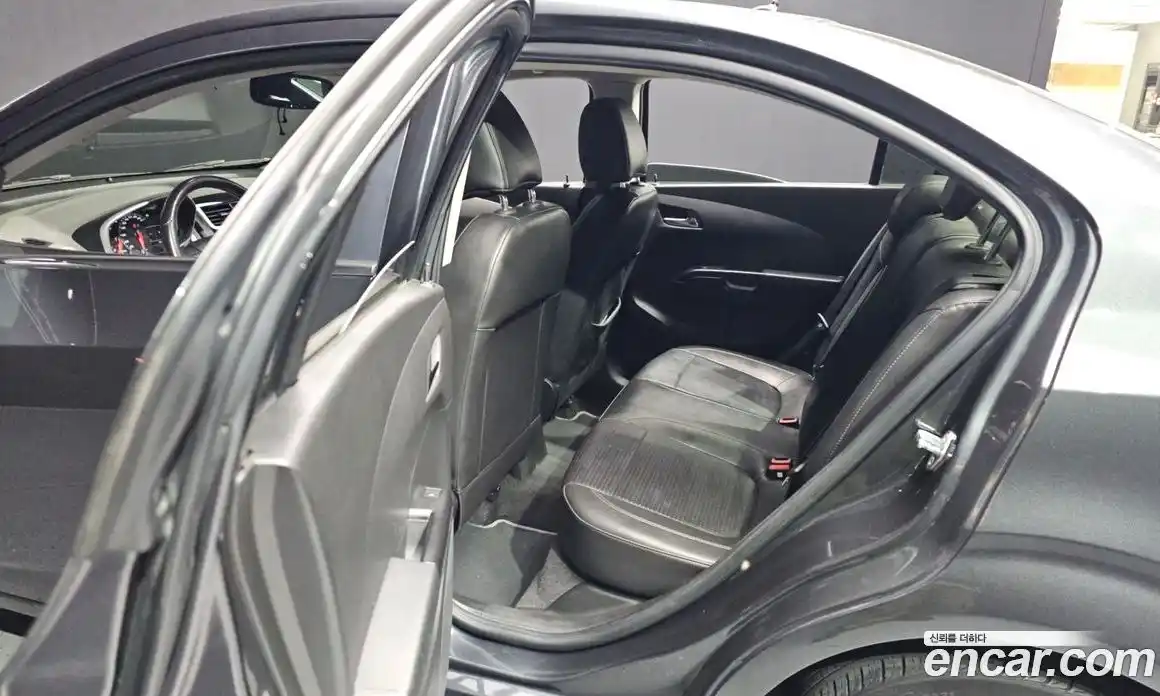 Chevrolet Aveo 2017 1.4 гидро, фото 19