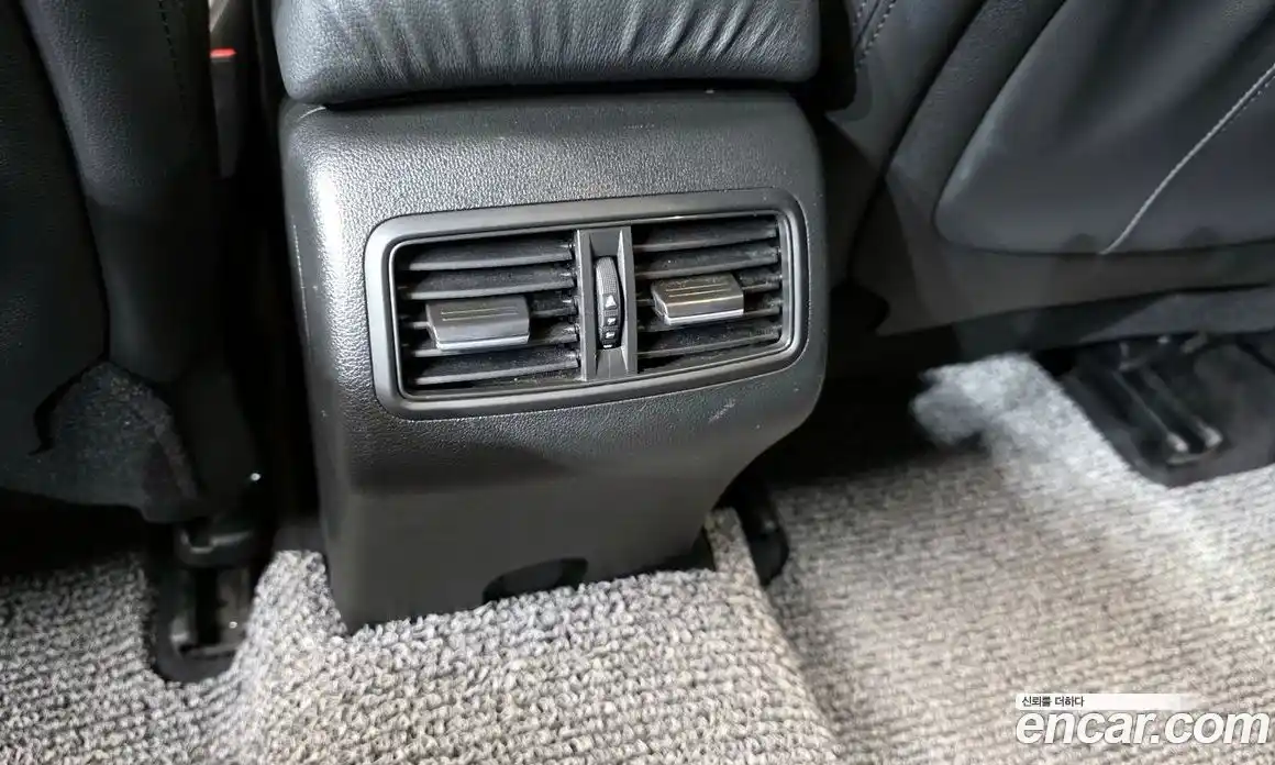 Renault SM6 2024 1.3 гидро, фото 31