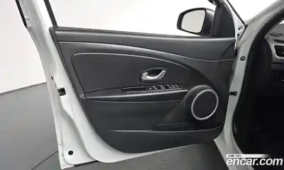 Renault SM3 2018 1.5 гидро, миниатюра 11