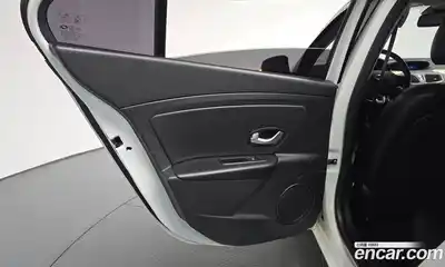 Renault SM3 2018 1.5 гидро, миниатюра 12
