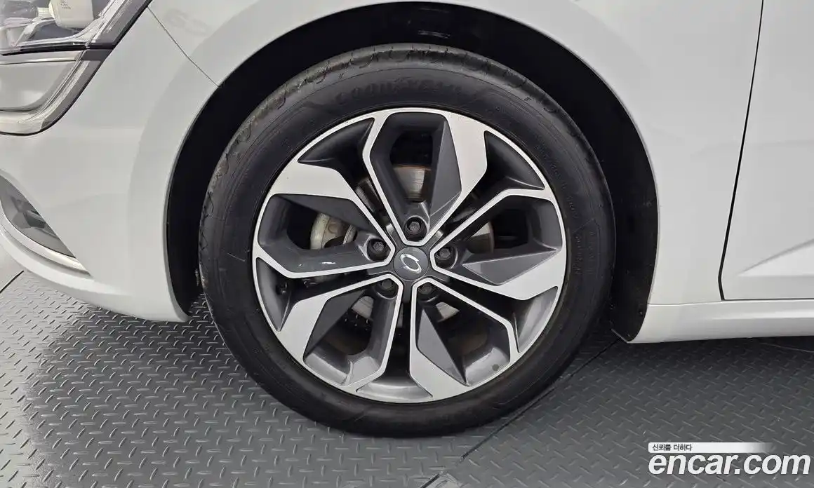 Renault SM6 2018 2.0 гидро, фото 4