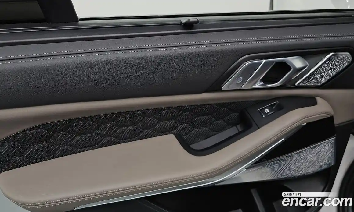 BMW X5M 2025 4.4 автомат (гидро), фото 29