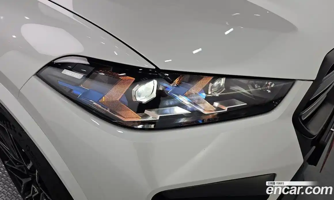 BMW X5M 2025 4.4 автомат (гидро), фото 8