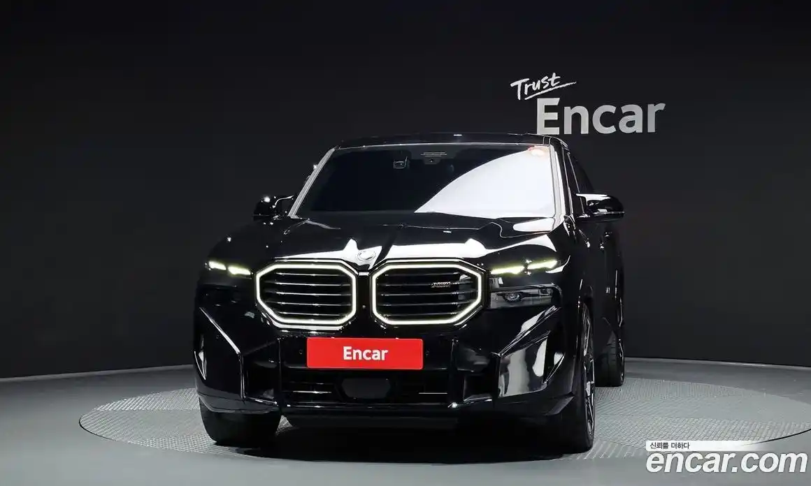 BMW XM 2024 4.4 автомат (гидро), фото 3