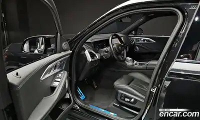 BMW XM 2024 4.4 автомат (гидро), миниатюра 10