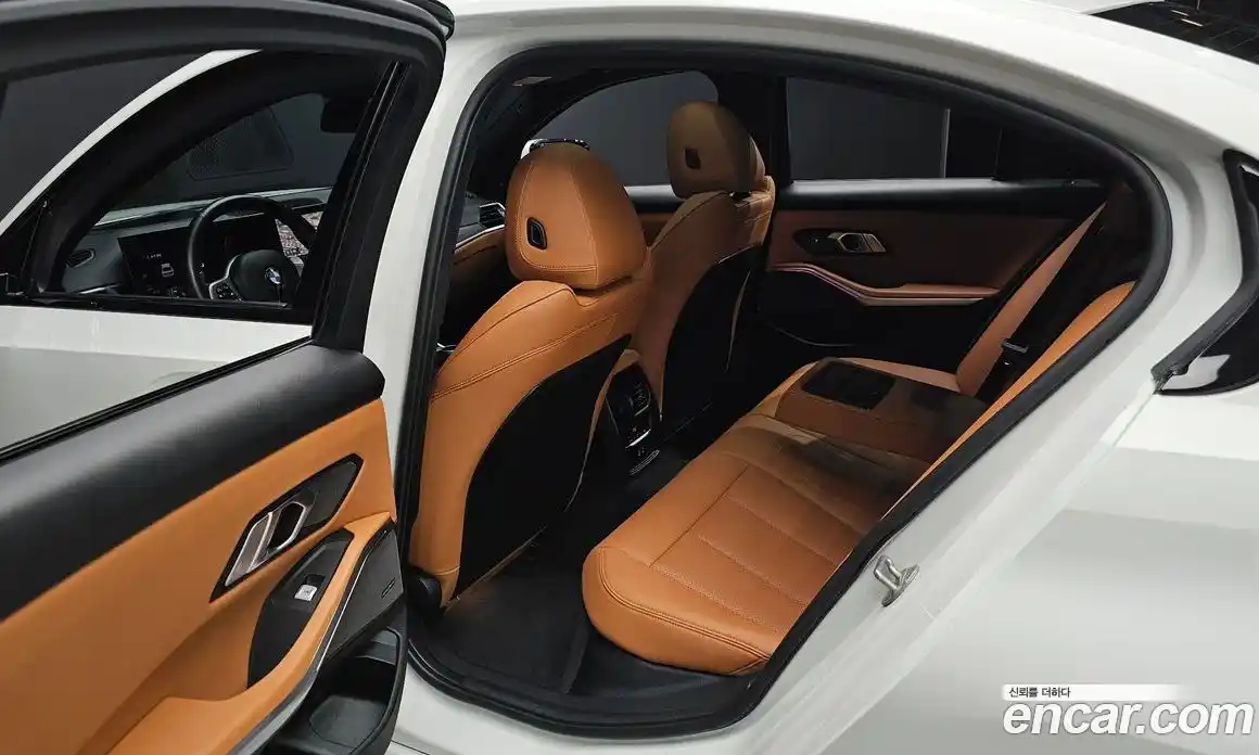 BMW 3 серия 2024 2.0 автомат (гидро), фото 18