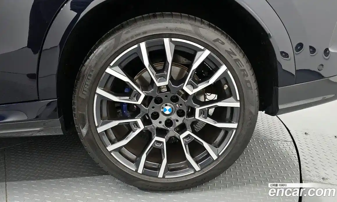 BMW X6 2023 3.0 автомат (гидро), фото 7