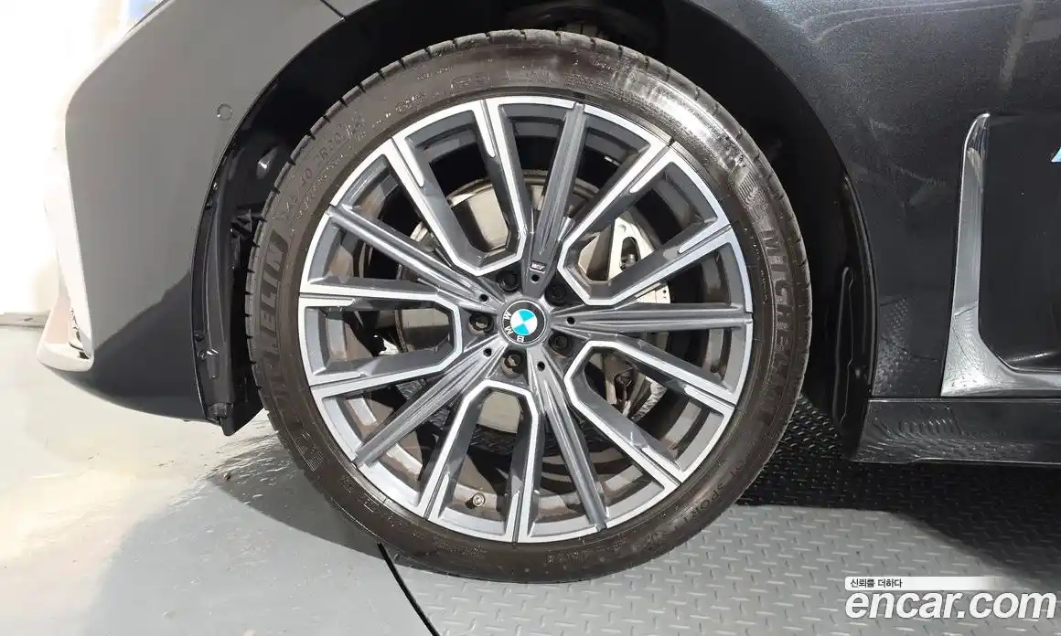 BMW 7 серия 2021 3.0 автомат (гидро), фото 5
