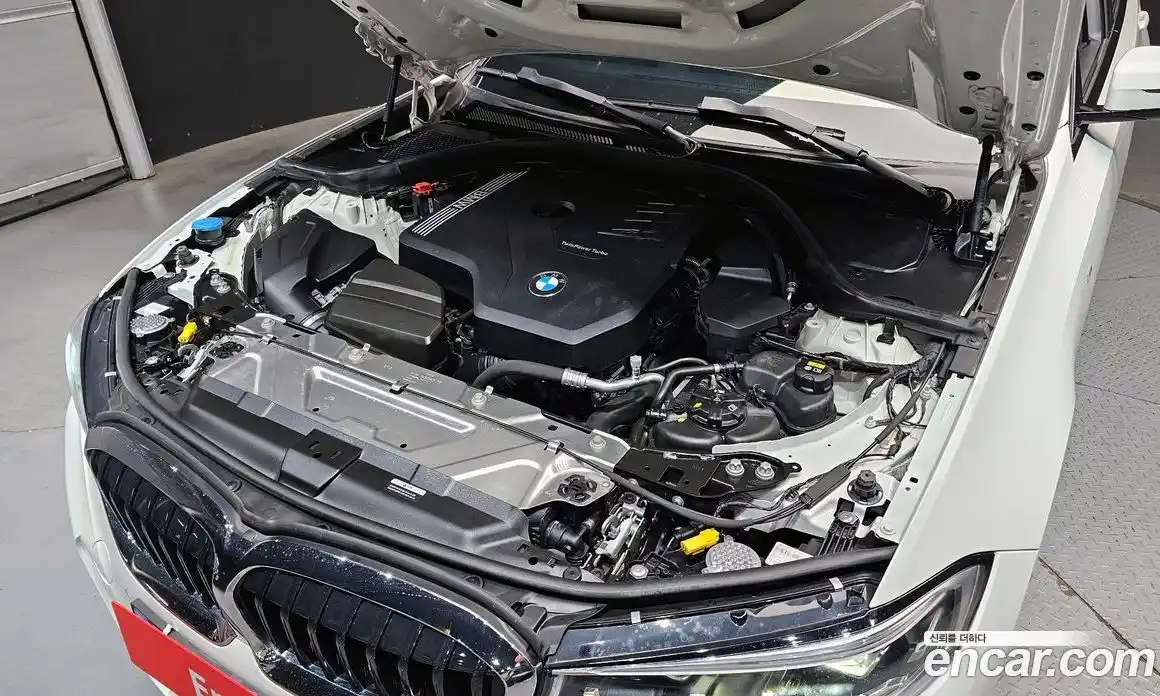 BMW 3 серия 2022 2.0 автомат (гидро), фото 6
