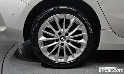 BMW 1 серия 2020 2.0 автомат (гидро), миниатюра 5