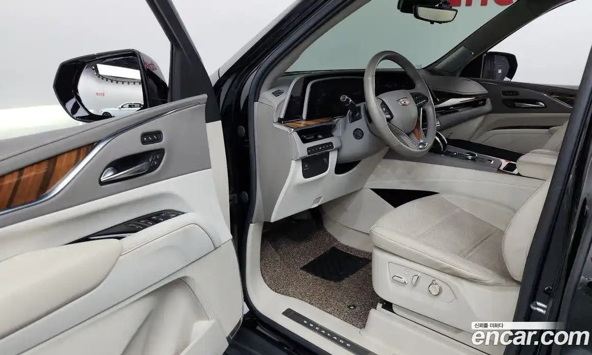 Cadillac Escalade 2022 6.2 гидро, фото 13