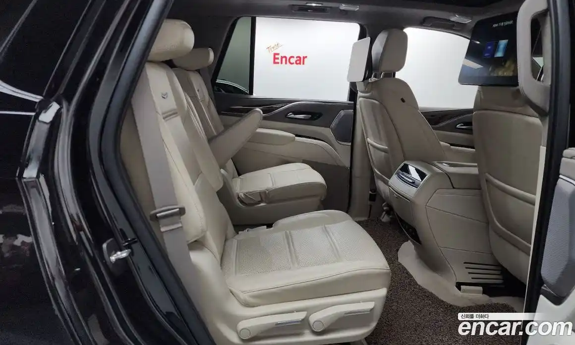 Cadillac Escalade 2022 6.2 гидро, фото 17