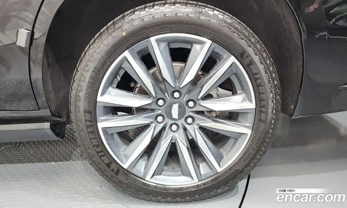 Cadillac Escalade 2022 6.2 гидро, фото 7