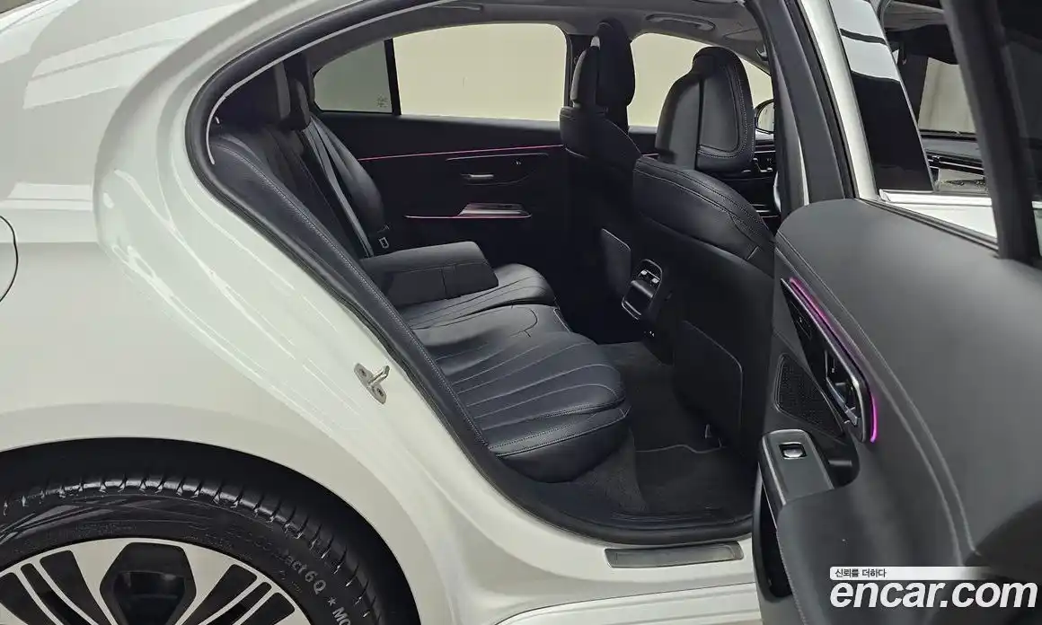 Mercedes-Benz E-Class 2024 2.0 автомат (гидро), фото 12