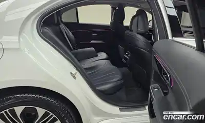 Mercedes-Benz E-Class 2024 2.0 автомат (гидро), миниатюра 12