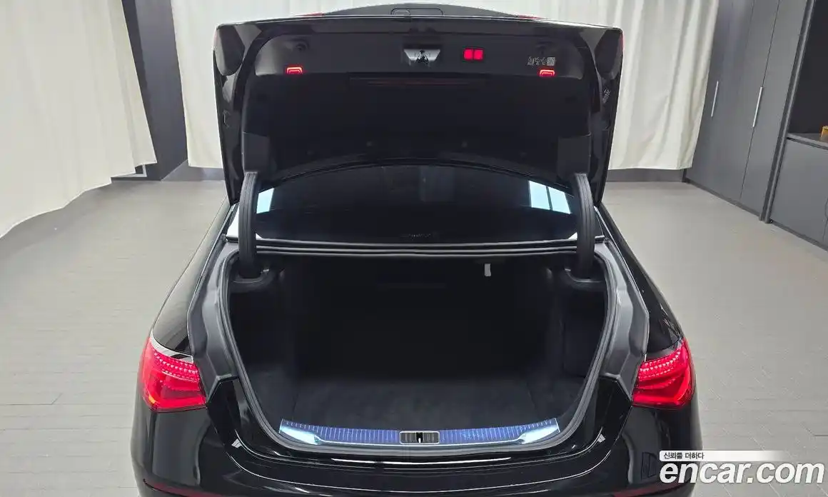 Mercedes-Benz S-Class 2023 6.0 гидро, фото 20