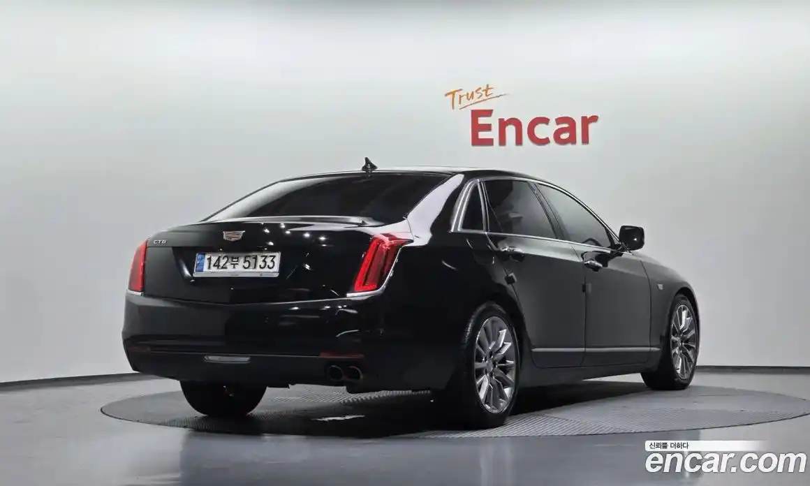 Cadillac CT6 2018 2.0 гидро, фото 1
