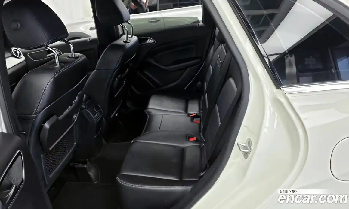 Mercedes-Benz B-Class 2018 2.0 гидро, фото 16 Mercedes-Benz B-Class 2018 2.0 гидро, фото 16