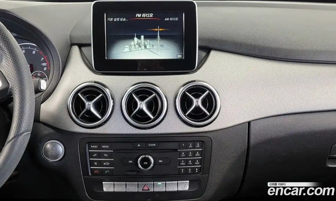 Mercedes-Benz B-Class 2018 2.0 гидро, фото 19 Mercedes-Benz B-Class 2018 2.0 гидро, фото 19