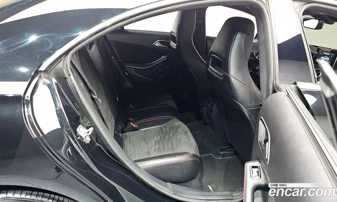Mercedes-Benz CLA-Class 2018 2.0 гидро, фото 16 Mercedes-Benz CLA-Class 2018 2.0 гидро, фото 16