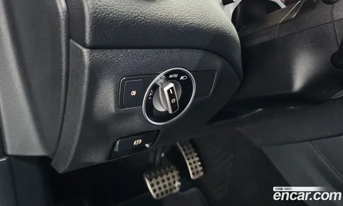 Mercedes-Benz CLA-Class 2018 2.0 гидро, фото 27 Mercedes-Benz CLA-Class 2018 2.0 гидро, фото 27