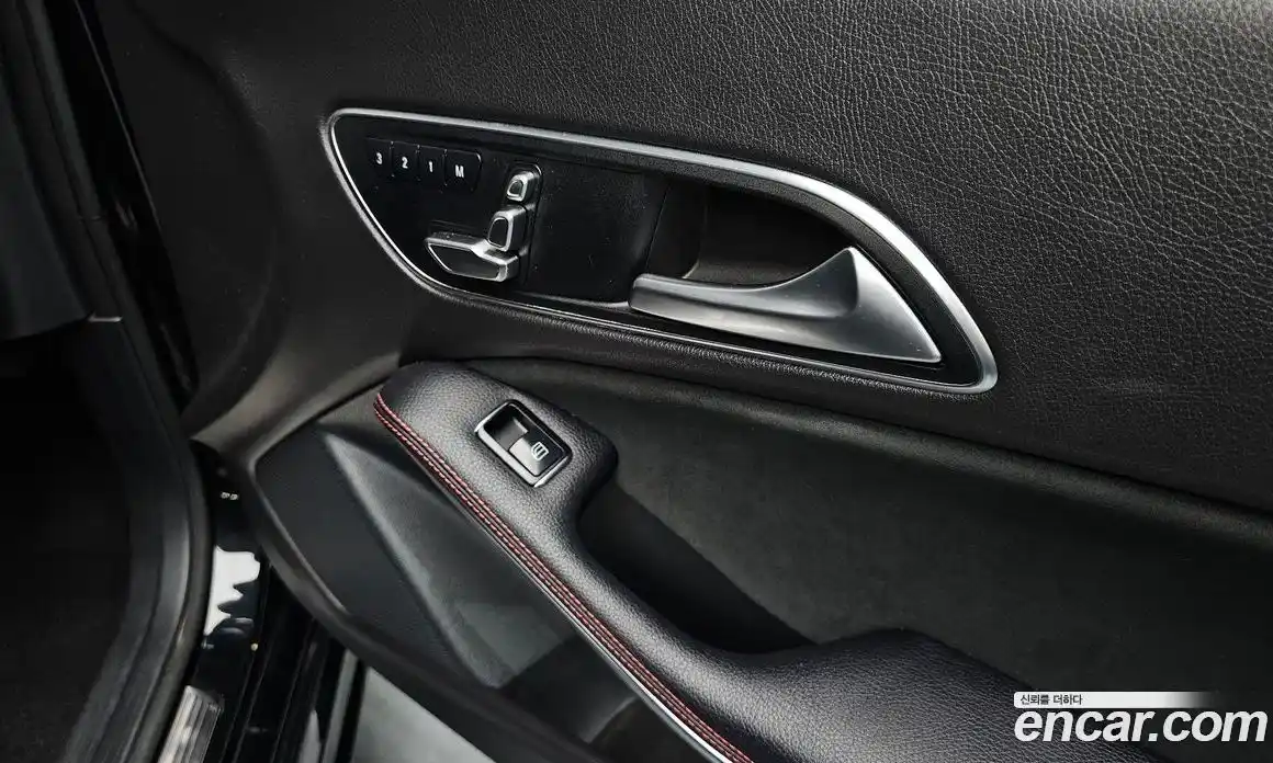 Mercedes-Benz CLA-Class 2018 2.0 гидро, фото 31 Mercedes-Benz CLA-Class 2018 2.0 гидро, фото 31