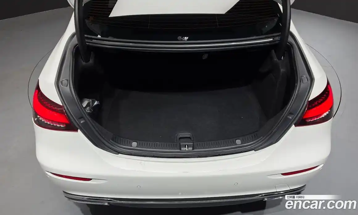 Mercedes-Benz E-Class 2022 2.0 автомат (гидро), фото 23