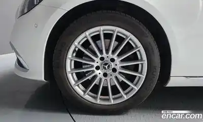 Mercedes-Benz E-Class 2022 2.0 автомат (гидро), миниатюра 5