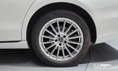 Mercedes-Benz E-Class 2022 2.0 автомат (гидро), миниатюра 7