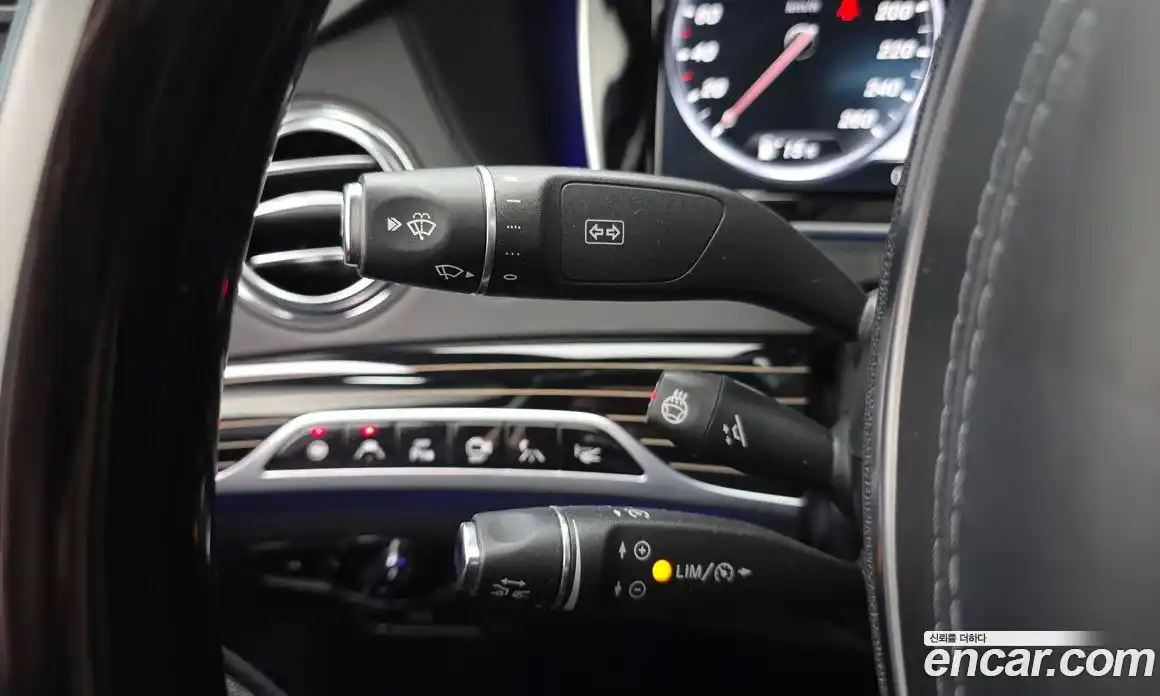 Mercedes-Benz S-Class 2017 4.7 автомат (гидро), фото 16 Mercedes-Benz S-Class 2017 4.7 автомат (гидро), фото 16