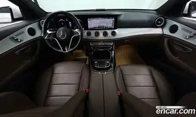 Mercedes-Benz E-Class 2021 2.0 гидро, миниатюра 7