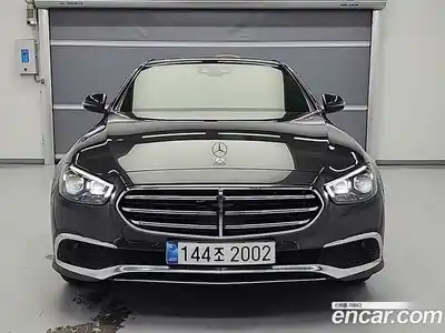 Mercedes-Benz E-Class 2021 2.0 гидро, миниатюра 2