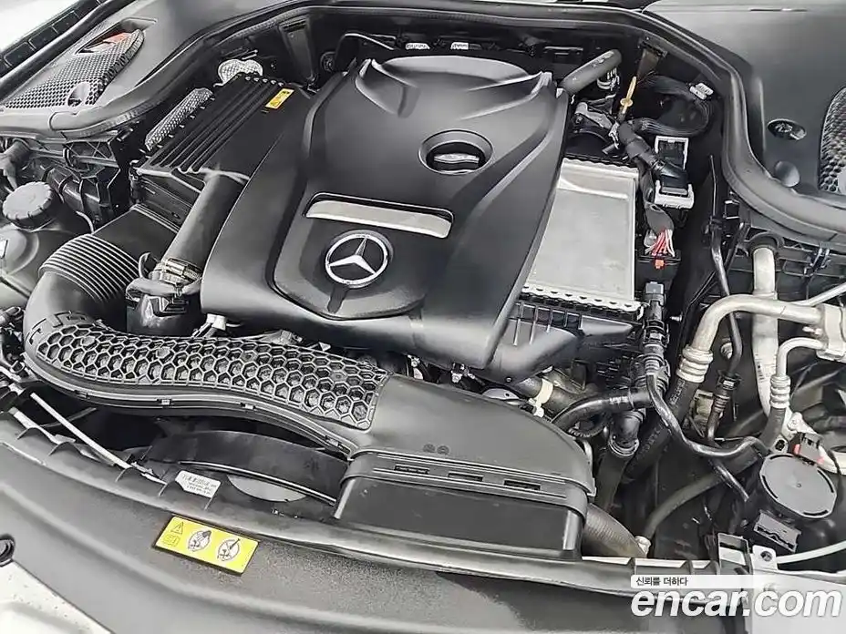 Mercedes-Benz E-Class 2021 2.0 гидро, фото 5