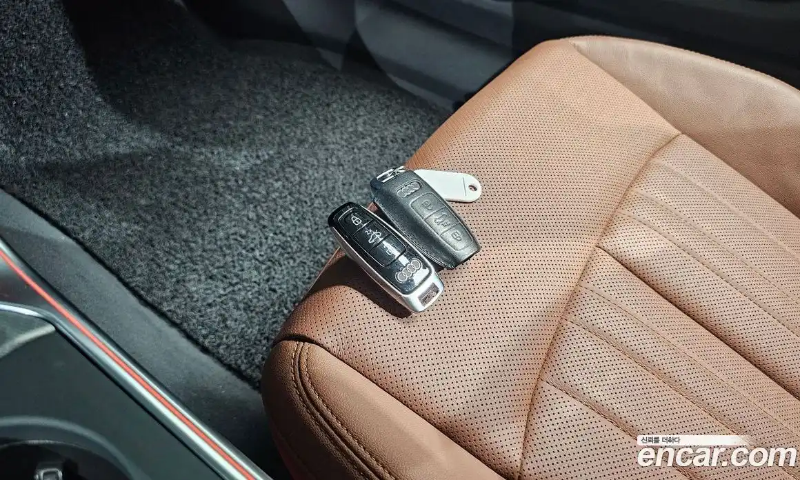 Audi A6 2021 2.0 автомат (гидро), фото 21