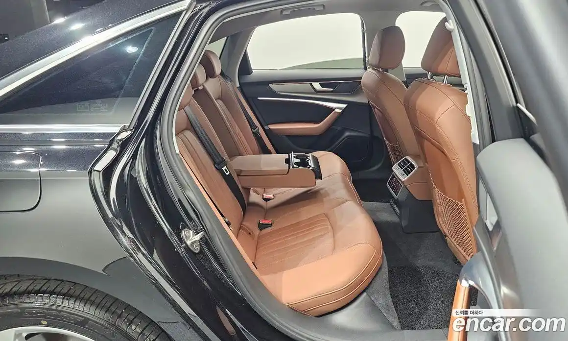 Audi A6 2021 2.0 автомат (гидро), фото 25
