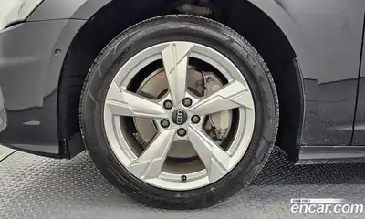 Audi A6 2021 2.0 автомат (гидро), миниатюра 5