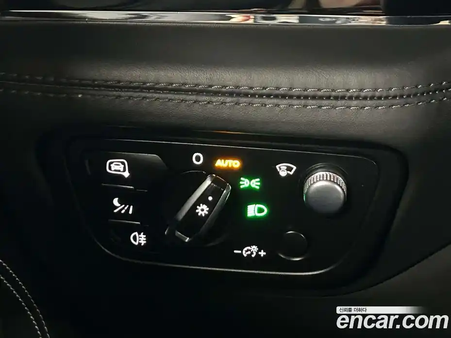Bentley Bentayga 2020 3.0 гидро, фото 11