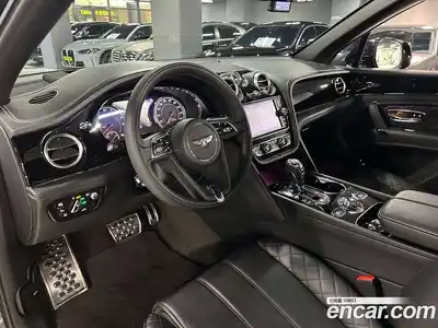 Bentley Bentayga 2020 3.0 гидро, миниатюра 4