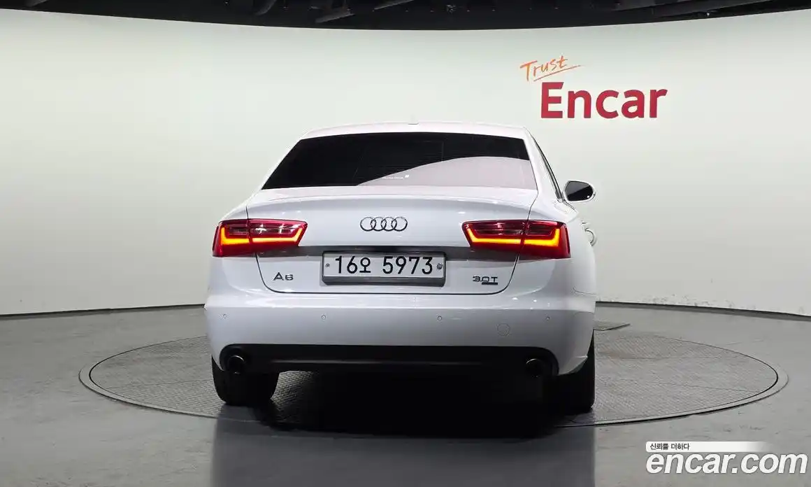 Audi A6 2013 3.0 автомат (гидро), фото 4