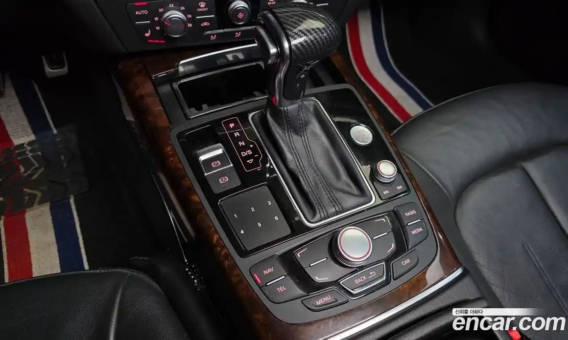 Audi A6 2013 3.0 автомат (гидро), фото 9
