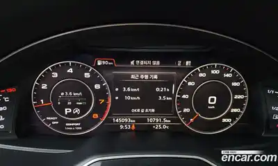 Audi Q7 2019 2.0 автомат (гидро), миниатюра 8