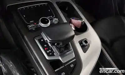Audi Q7 2019 2.0 автомат (гидро), миниатюра 9